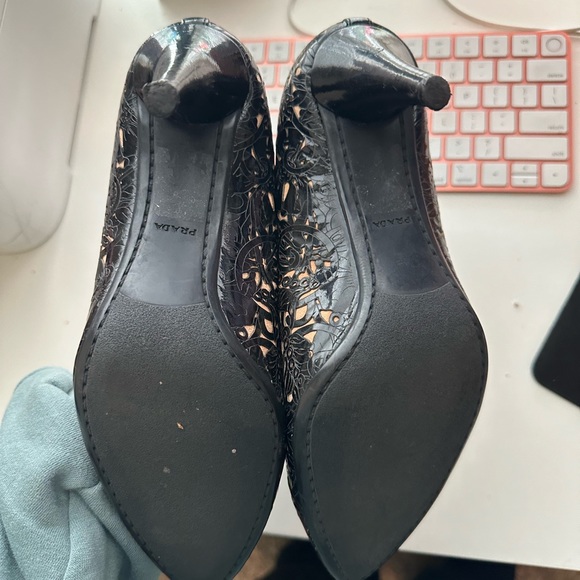 Prada heels - Picture 5 of 6